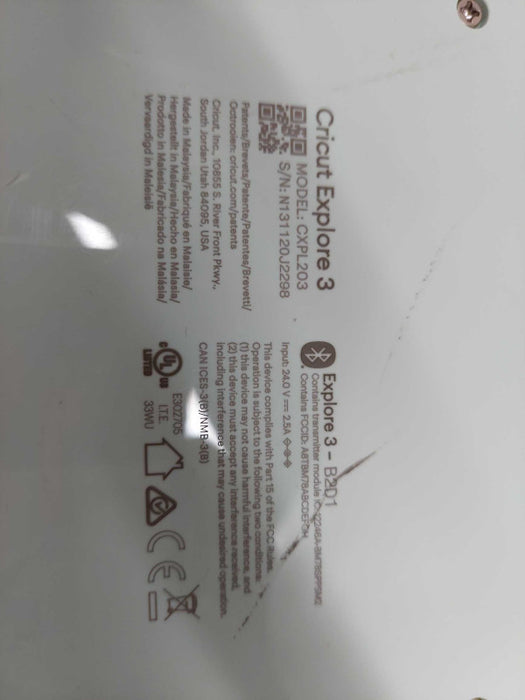 Cricut Explore 3 Model: CXPL203 with Bluetooth Explore 3 - B2D1