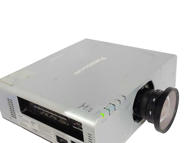 Panasonic PT-DW640ULS DW640 WXGA 1280x800 DLP Projector HDMI DVI VGA, READ Q_