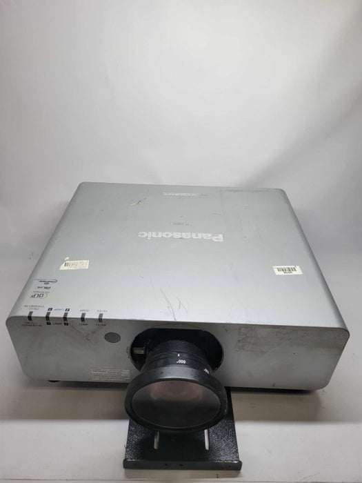 PANASONIC PT-DW640ULS WXGA Project (AS-IS - PARTS) Q