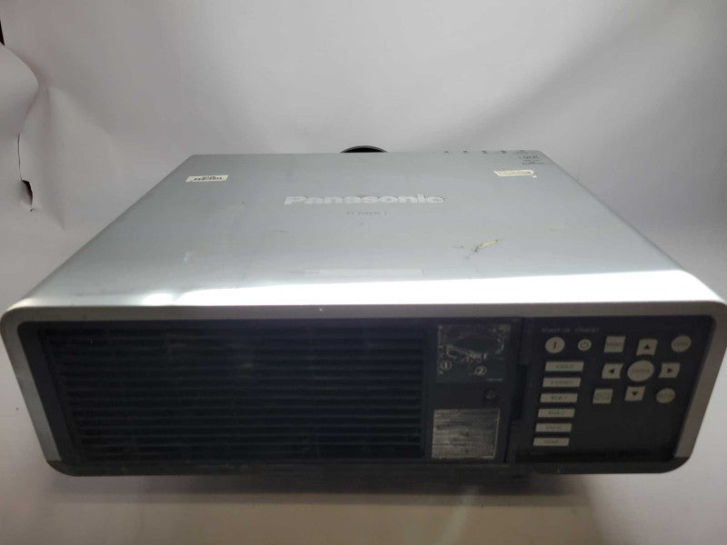 PANASONIC PT-DW640ULS WXGA Project (AS-IS - PARTS) Q