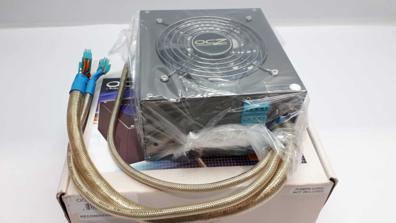 OCZ Technology OCZ-520 12U 20+4 Pin Desktop Power Supply W/ Power Cord &