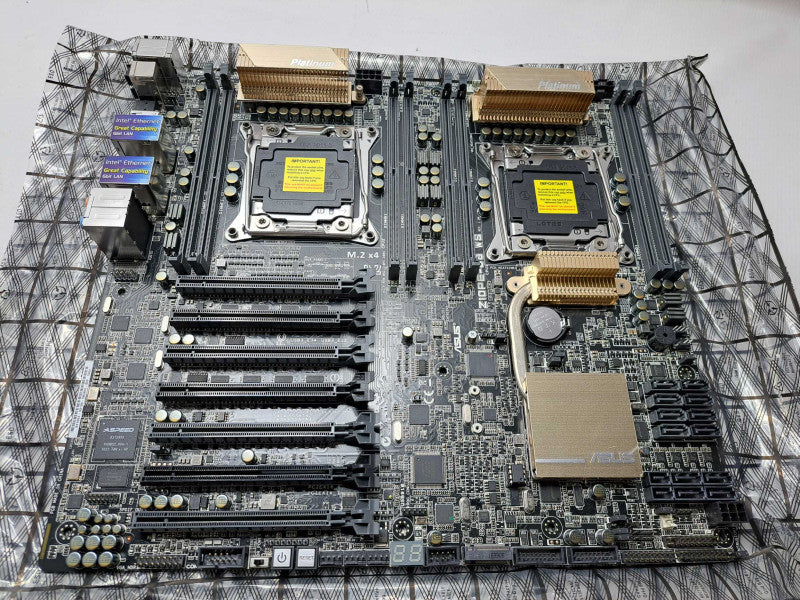 ASUS Z10PE-D8 WS Dual LGA 2011 Server Motherboard )