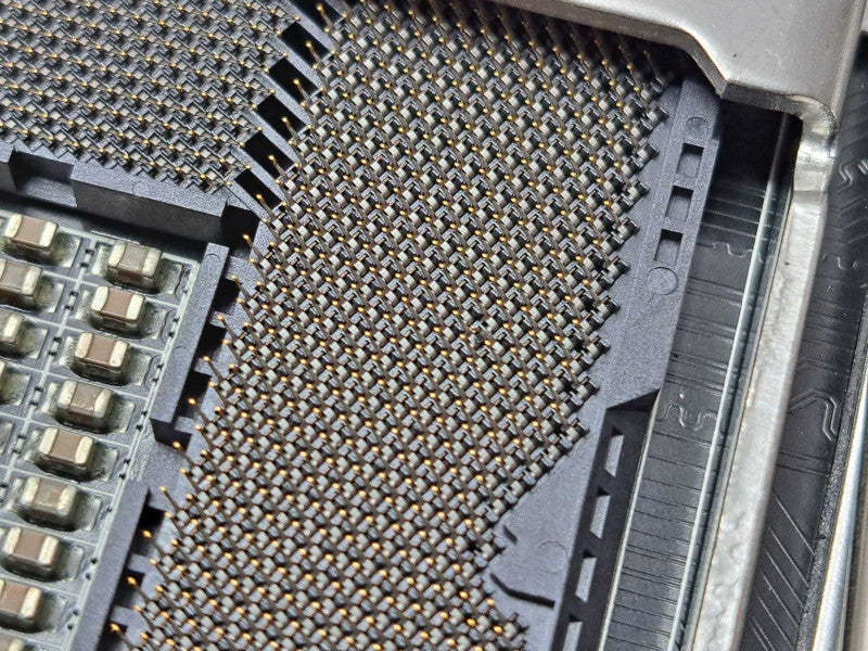 ASUS Z10PE-D8 WS Dual LGA 2011 Server Motherboard )