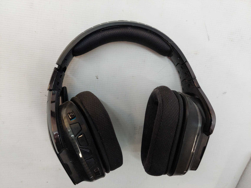 Logitech G933 headset Wireless with dongle and battery with chat mic