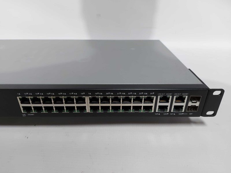 cisco SG300-28 28x port gigabit Managed Network Switch Q#