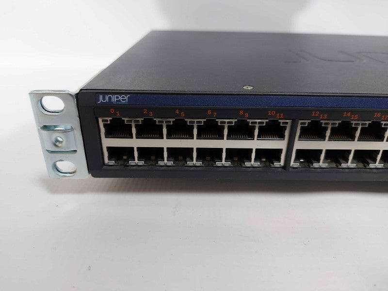 Juniper Networks EX2200-48P-4G 48 1GE PoE Switch + 4 SFP / fact reset Q#
