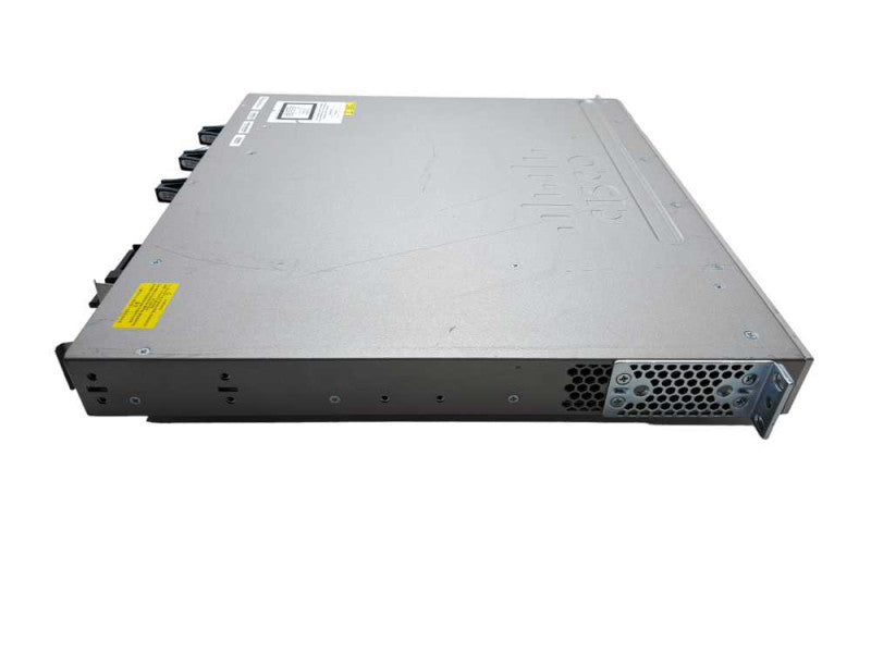 Cisco WS-C3850-24P-L 24 Port Gigabit Ethernet PoE+ Switch 1x PWR-C1-715WAC )