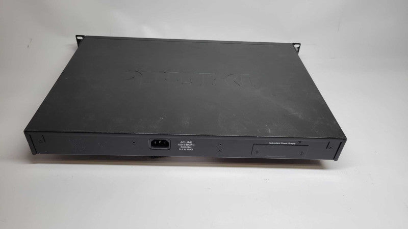 D-Link DGS-1500-28P 28-Port SmartPro PoE Switch + 4 Gigabit SFP (READ)