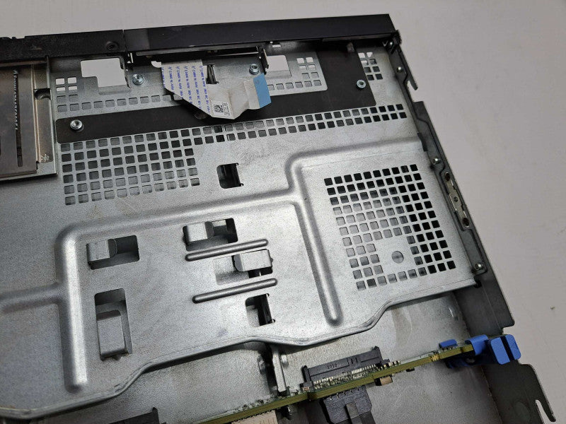 Dell PE R330 Xeon E3-1220 v5 @ 3.00GHz 16GB DDR4 H330 Raid 2x 350W PSU *READ* )