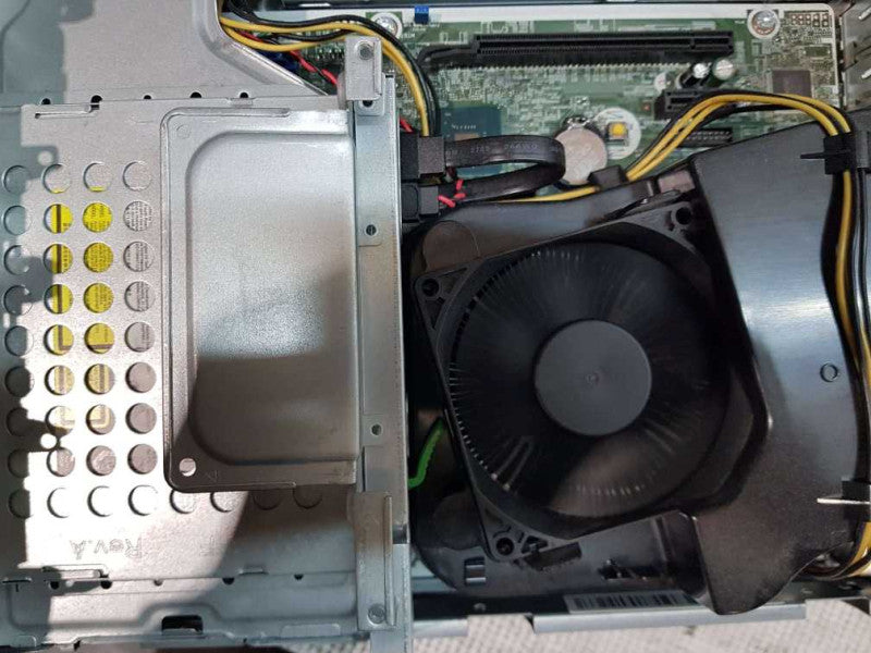 HP ProDesk 400 G6 SFF i5 - 9500 CPU @ 3.00GHz  8GB DDR4 Ram Q