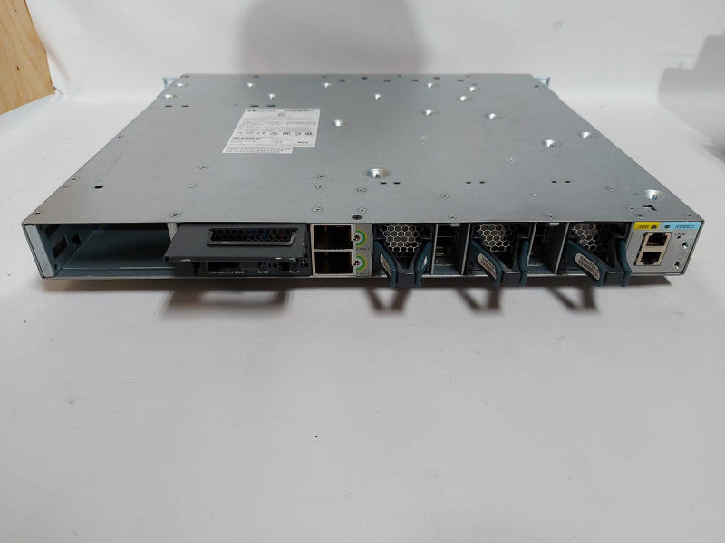 cisco C3800 series gigabit PoE Network switch WS-C3850-24P - fact reset Q#