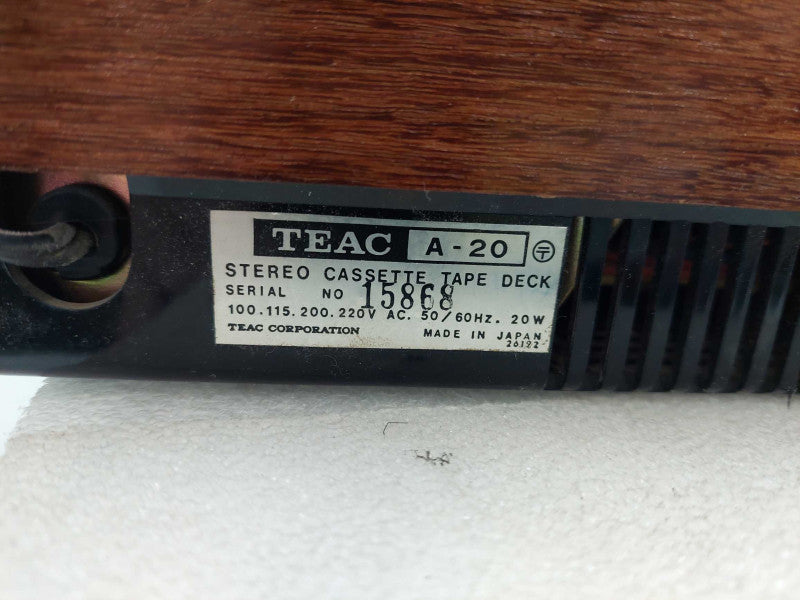 Teac A-20 Stereo Cassette Deck with Sensui Headset Model: SS-2