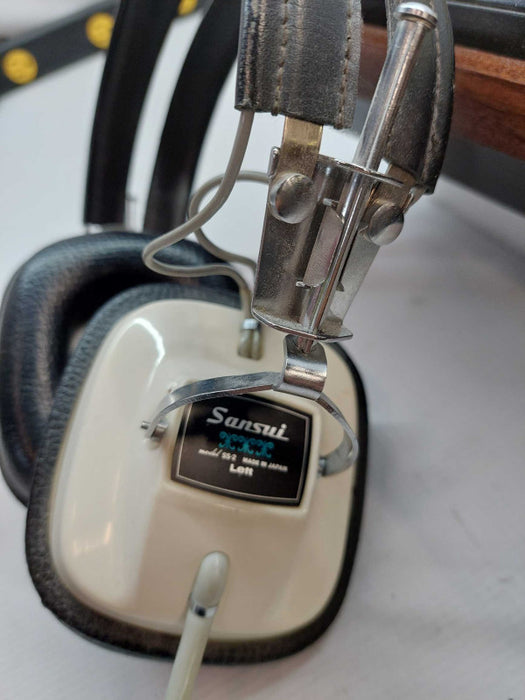 Teac A-20 Stereo Cassette Deck with Sensui Headset Model: SS-2