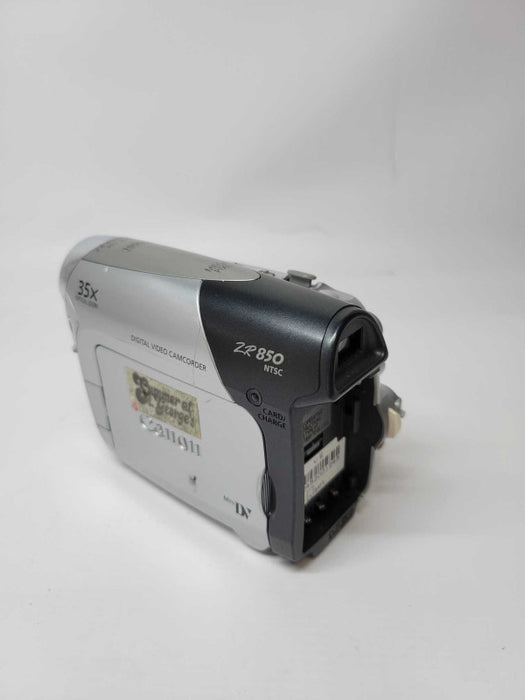 Canon ZR850 NTSC MiniDV Video Camcorder