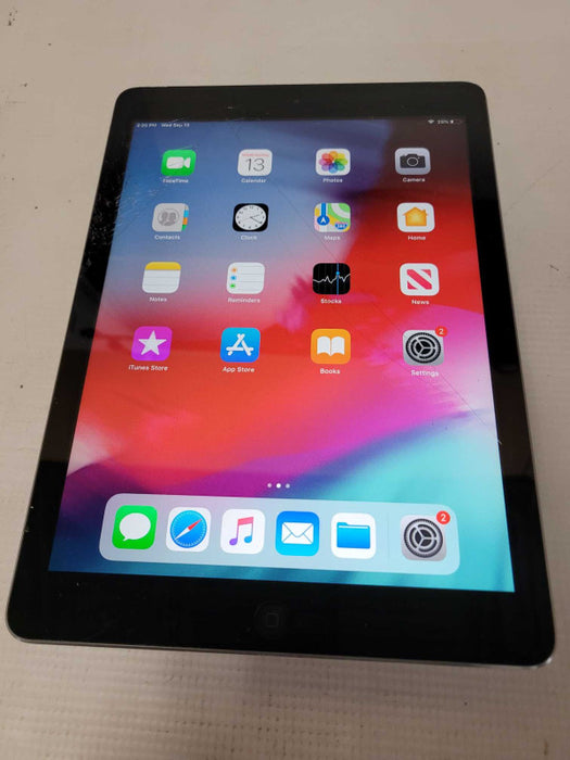Apple iPad Air 32GB (A1475) - READ