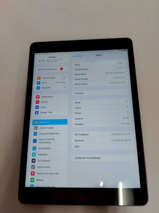 Apple Ipad 8th gen A2270 32GB - NOT LOCKED - RESET  #