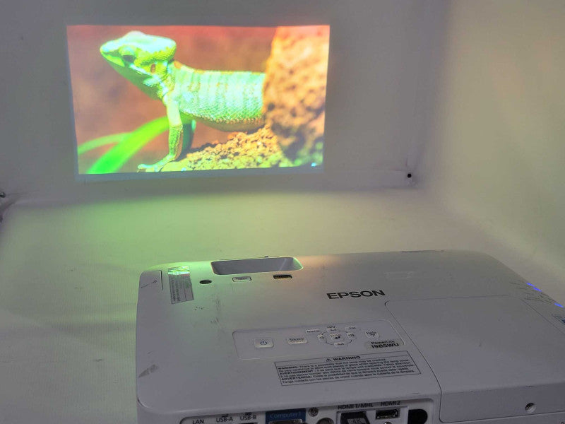 Epson PowerLite 1985WU H619A LCD Projector (2788 Hours), READ _