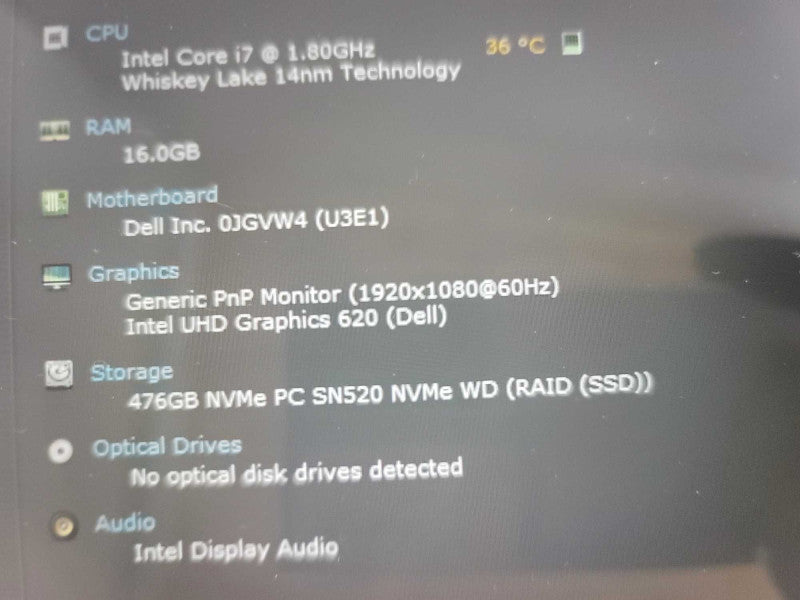 Dell Inspiron 5482 i7-8565U @ 1.80GHz, 16GB DDR4, 512GB m.2 **No Battery Î²