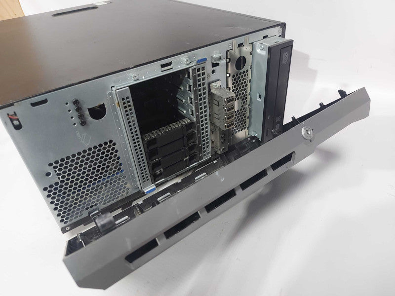 HP ML310e Gen8 Xeon E3-1240 V2 @ 3.40ghz / 32gb ram / read #