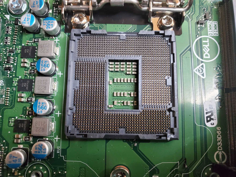 Dell OptiPlex 3080 NO CPU 8GB DDR4 NO HDD *READ @