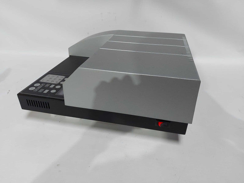 BioTek ELX800 Microplate reader UV Absorbance #