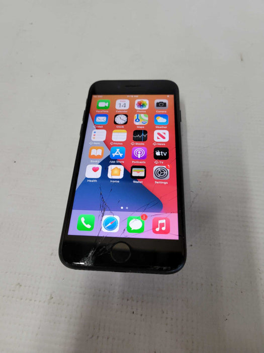 Apple iPhone 7 32GB (A1778) - READ