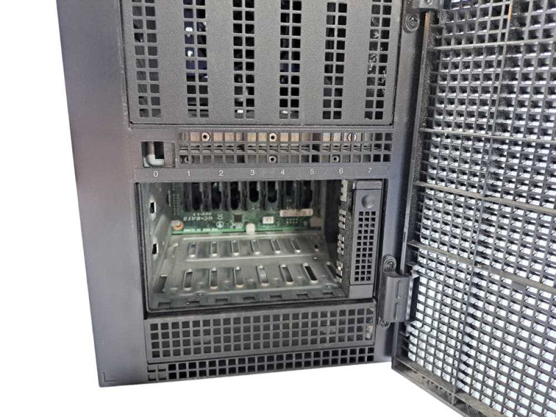 Lenovo ThinkServer TS440 Xeon E3-1245 v3 @ 3.40GHz 32GB Ram LSI MegaRAID )