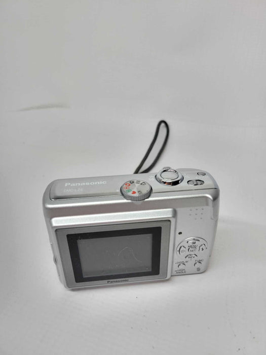 Panasonic Lumix DMC-LZ6 Digital Camera 7.2 Mega Pixels
