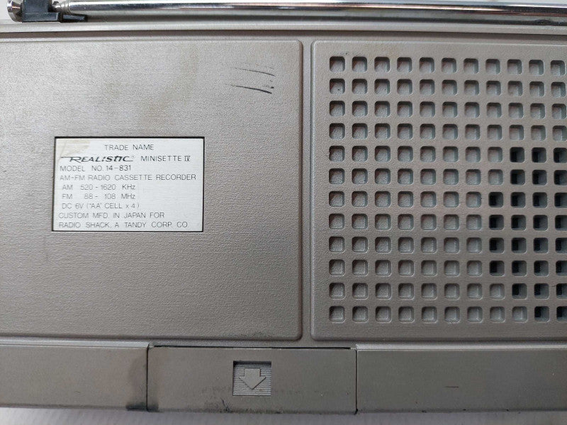 Vintage Realistic Minisette 4 Model: 14-831 Radio Stereo