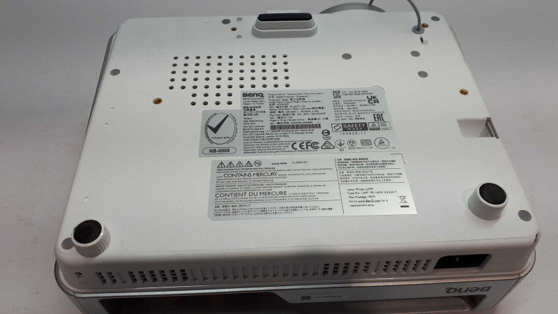 BenQ MW632ST 3200 Lumens Short Throw Projector Less used hours &