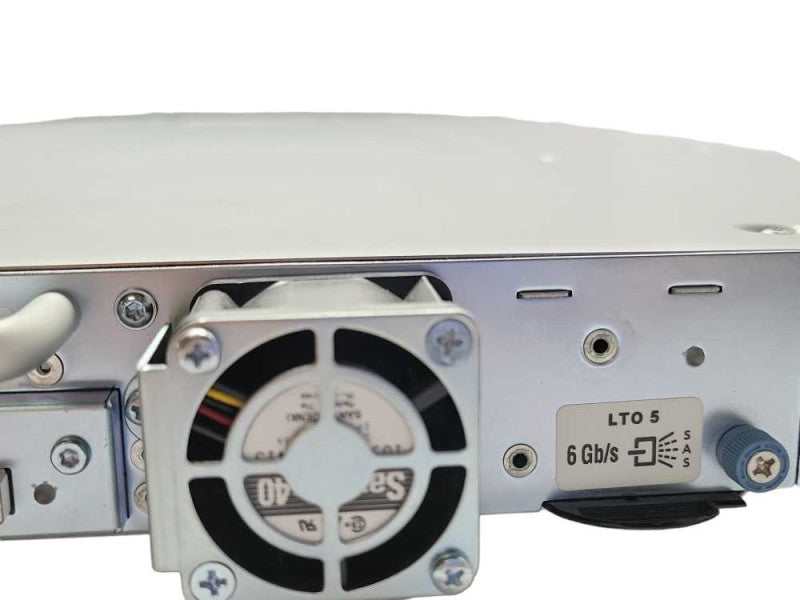 HP StorageWorks 1/8 G2 Tape Autoloader LTO5 SAS  _