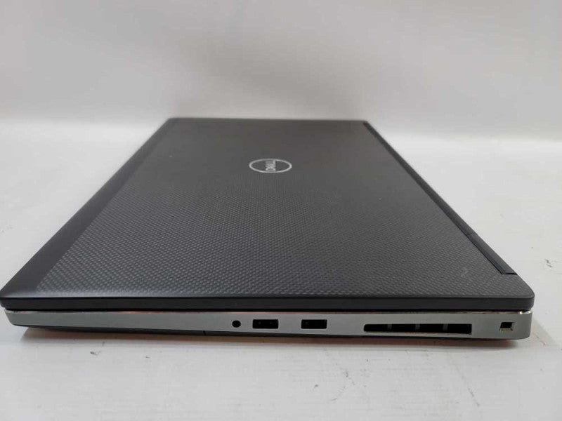 Dell Precision 7730 i7-8650H, 64GB DDR4, 2GB Quadro P3200, 500GB