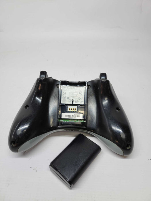 Microsoft XBOX 360 Wireless Controller + Battery