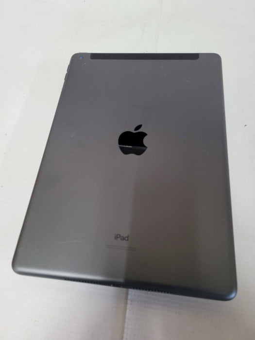 Apple iPad 9th Gen 64GB (A2503) - READ