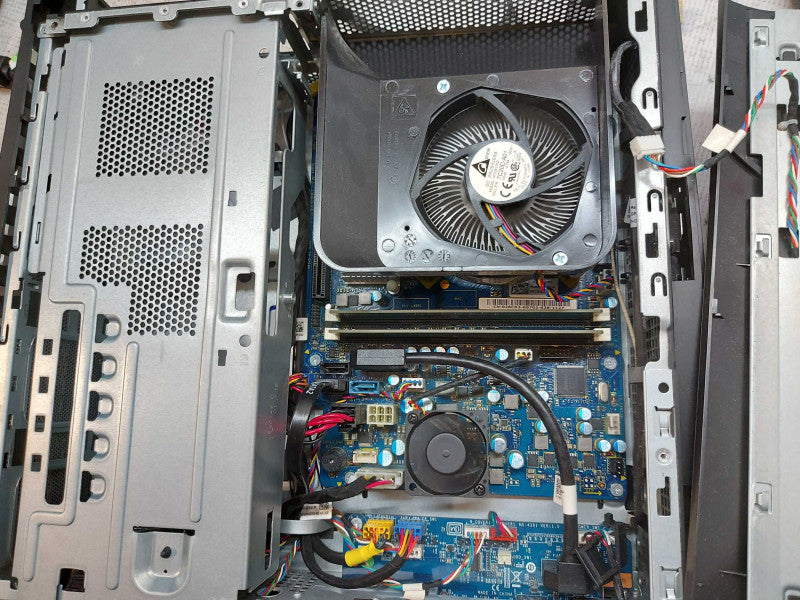 Alienware X51 R3 i5-6400 @ 2.70ghz / 8gb ram / READ #