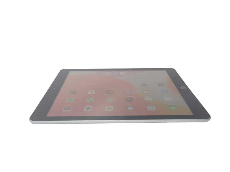 Apple iPad 6th Gen. A1893 9.7\\" 32GB Wi-Fi  Q_