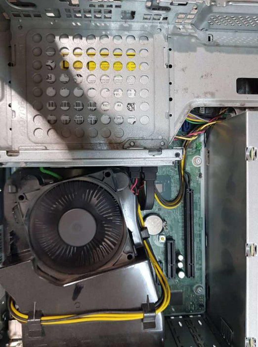 HP ProDesk 600 G4 SFF Intel Core i7- 8700 CPU @ 3.20GHz 8GB DDR4 RaM Q