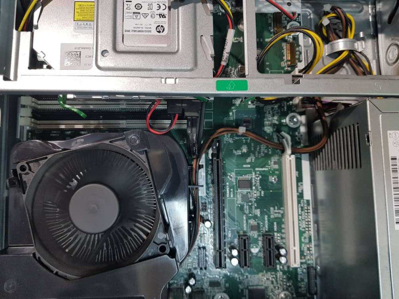 HP EliteDesk 800 G5 SFF i7- 9700 CPU @ 3.00GHz 8GB DDR4 Ram Q