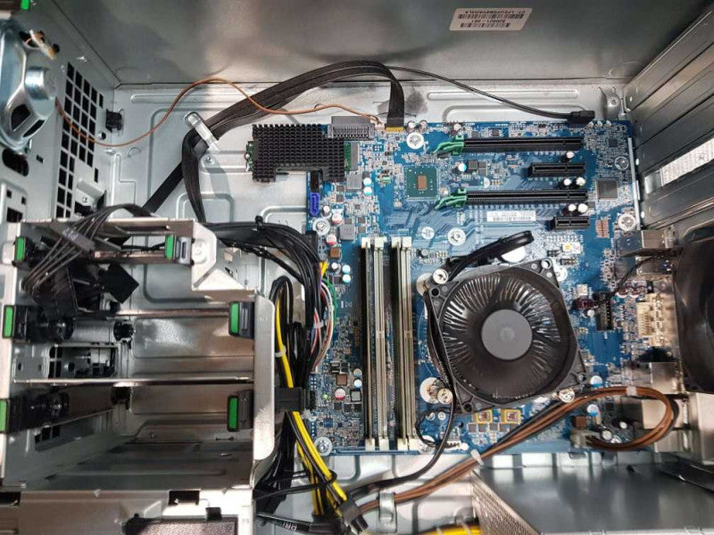 HP Z240 Tower Workstation i7- 7700 CPU @ 3.60GHz 16GB DDR4 RaM