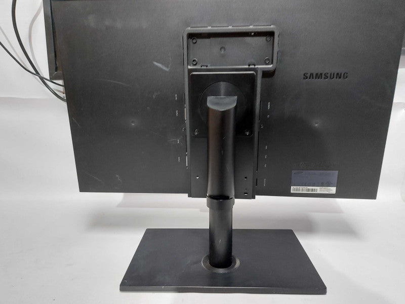 Samsung S27A850D 27\\" WQHD business monitor Black Adjustable Widescreen LED #