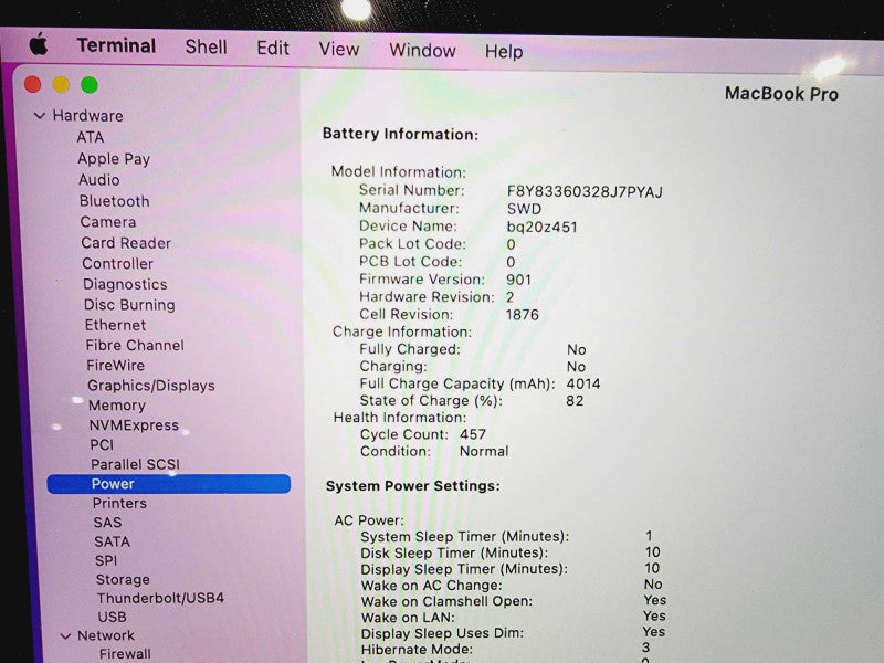 Apple Macbook Pro 2018 13\\" Core i7-8559U @ 2.7GHz 16GB DDR3 250GB SSD (