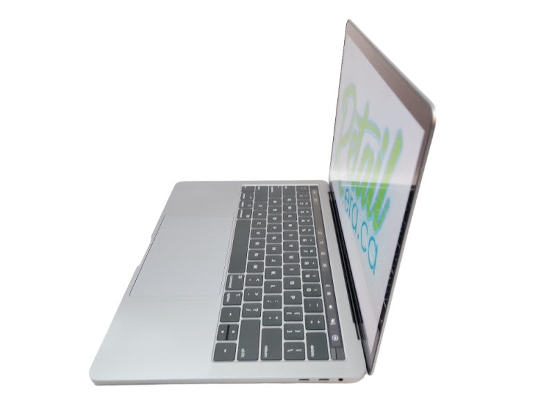 Apple Macbook Pro 2018 13\\" Core i7-8559U @ 2.7GHz 16GB DDR3 250GB SSD (