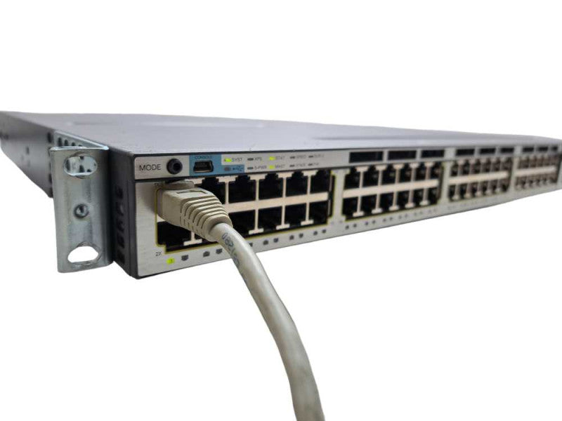 Cisco WS-C3750X-48PF-L 48-Port PoE Gigabit Switch 1x PSU, 1x C3KX-NM-1G Q)