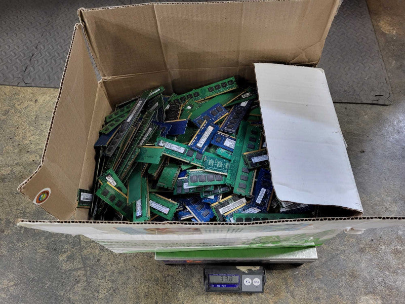 Scrap Non-Heat sink RAM/Memory 33.8lb/15.3KG AS-IS READ $