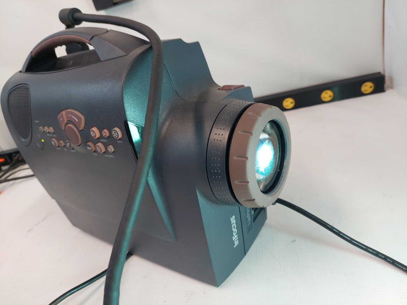 InFocus LitePro 730 Projector Model: lifepro730 with Cable Wizard II