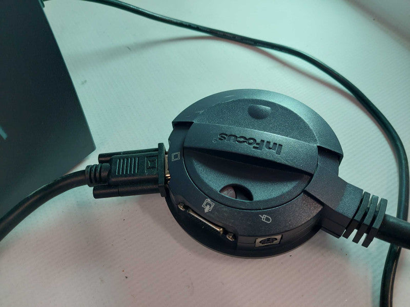 InFocus LitePro 730 Projector Model: lifepro730 with Cable Wizard II