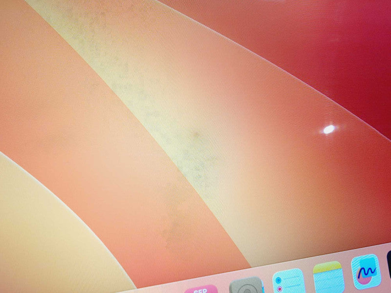 Apple Macbook Pro 2017 13\\" Core i5-7360U @ 2.3GHz 8GB DDR3 120GB SSD [Read] (