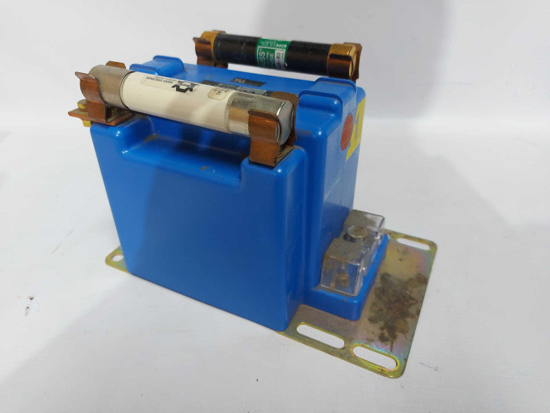 Crompton Instruments PTG3-2-60 Series PTG3-2-60-422FF Voltage Transformer #