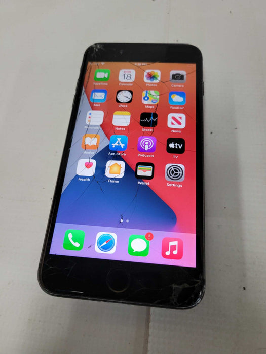 Apple iPhone 7 Plus 128GB (A1661) - READ