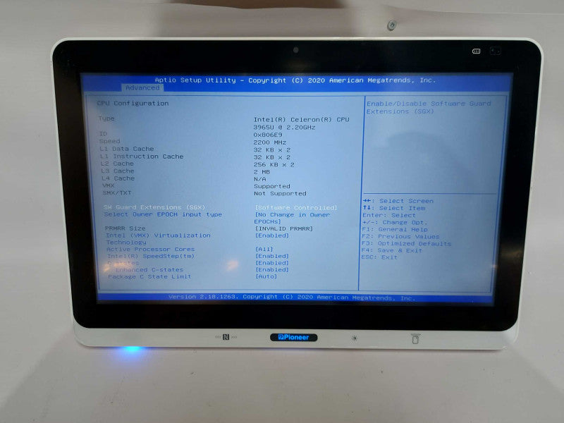 Pioneer CarisTouch CT18M AiO Celeron 3965U 2.20GHz / 8gb ram / READ #